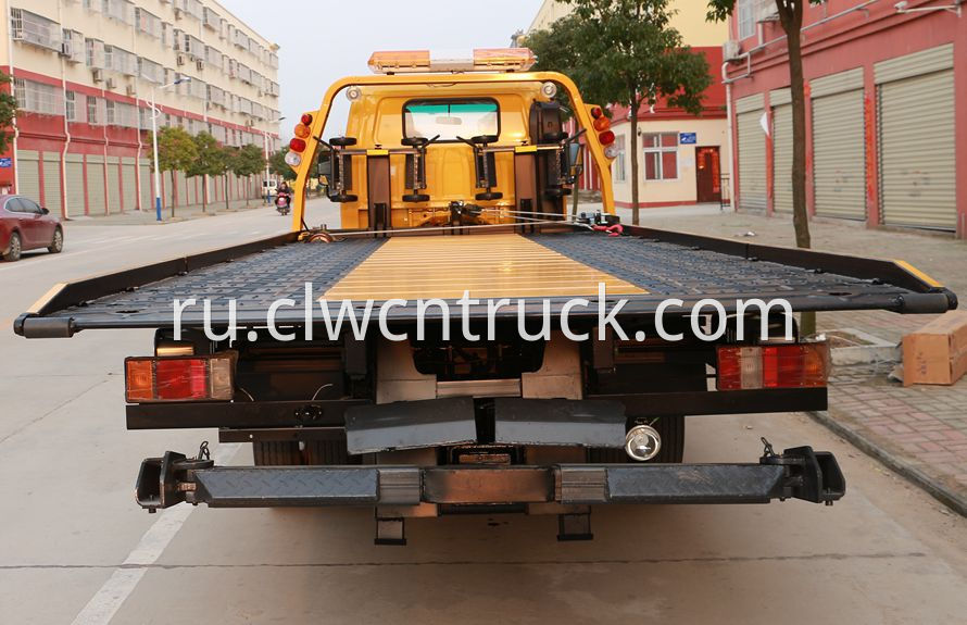 ISUZU road wrecker details 4